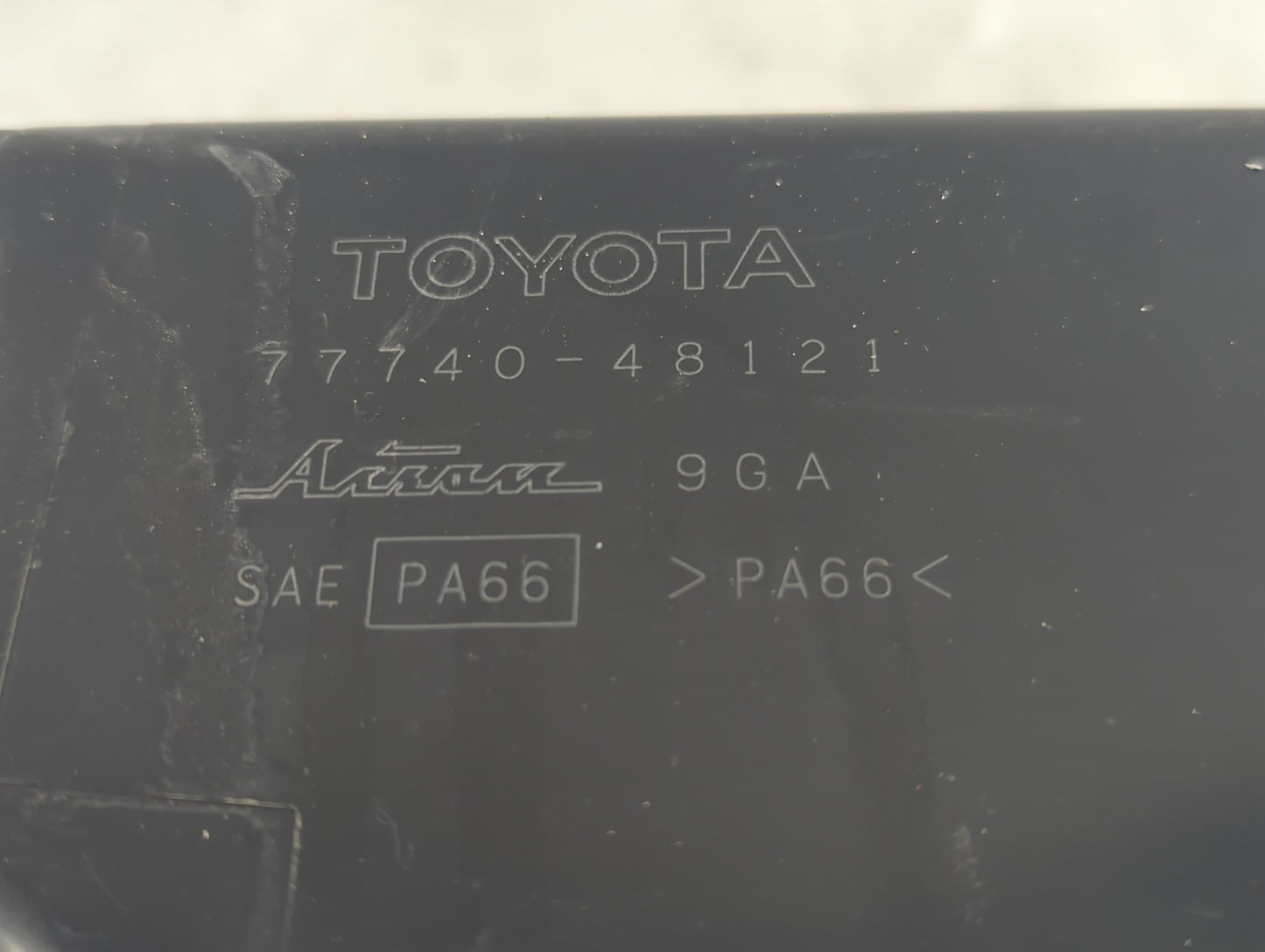 2009 Toyota Highlander Fuel Vapor Charcoal Canister - Oemusedautoparts1.com