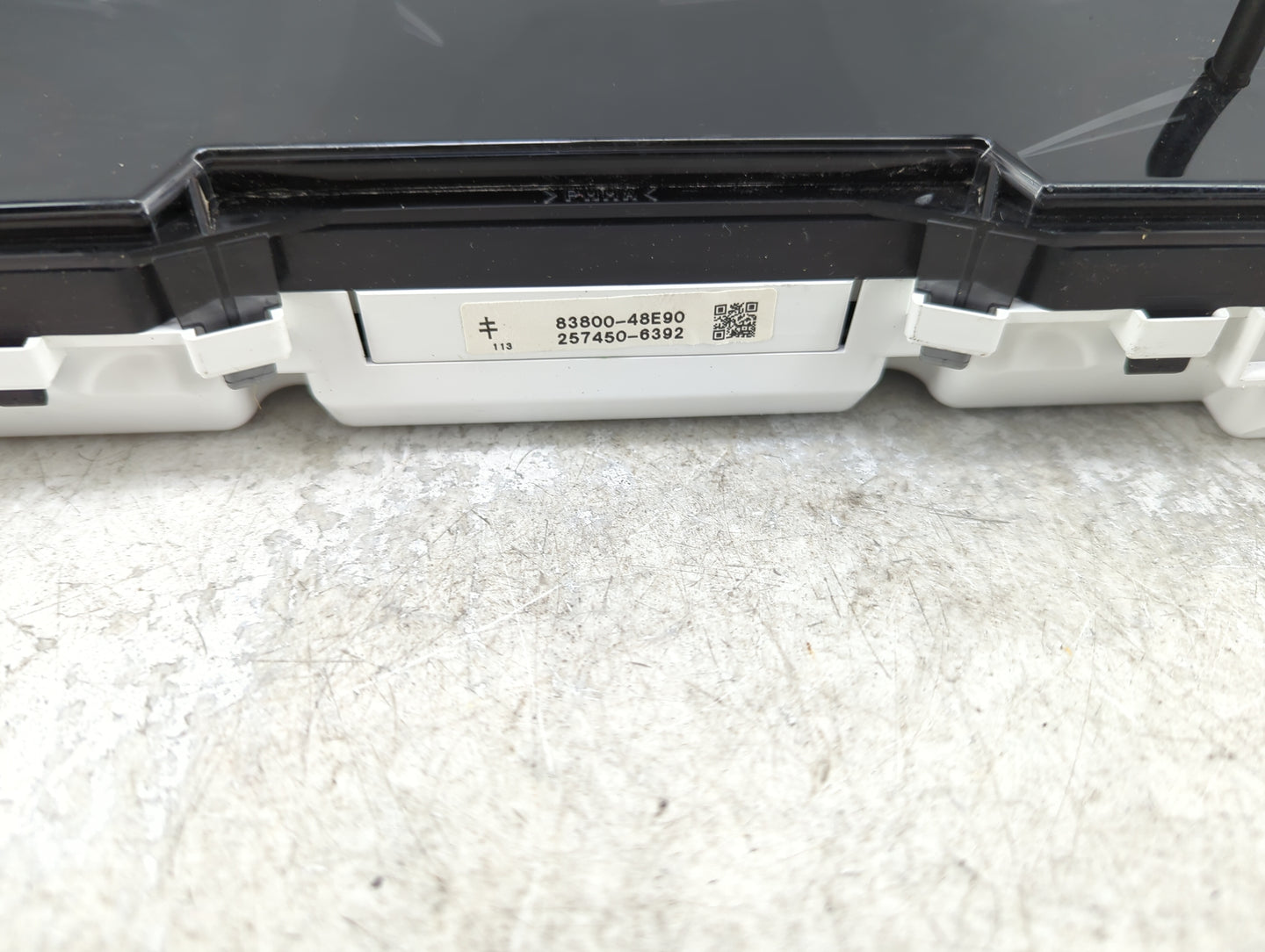 2009-2010 Toyota Highlander Instrument Cluster Speedometer Gauges P/N:83800-48E90 Fits Fits 2009 2010 OEM Used Auto Parts - 