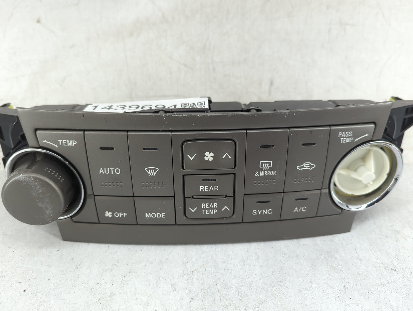 2008-2010 Toyota Highlander Climate Control Module Temperature AC/Heater Replacement P/N:55900-48310 Fits Fits 2008 2009 201