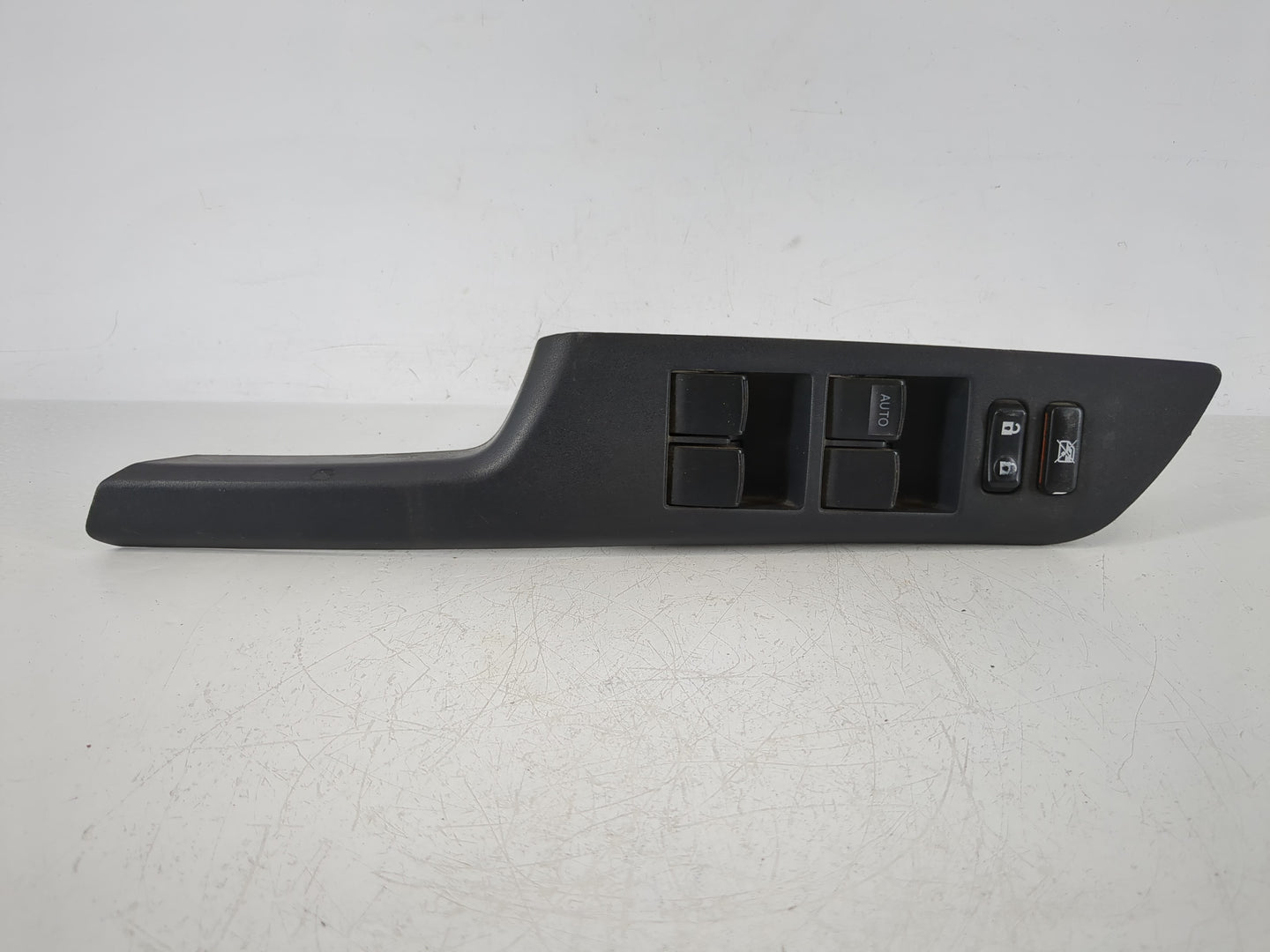 2009-2014 Toyota Matrix Master Power Window Switch Replacement Driver Side Left P/N:74232-02680 Fits OEM Used Auto Parts - O