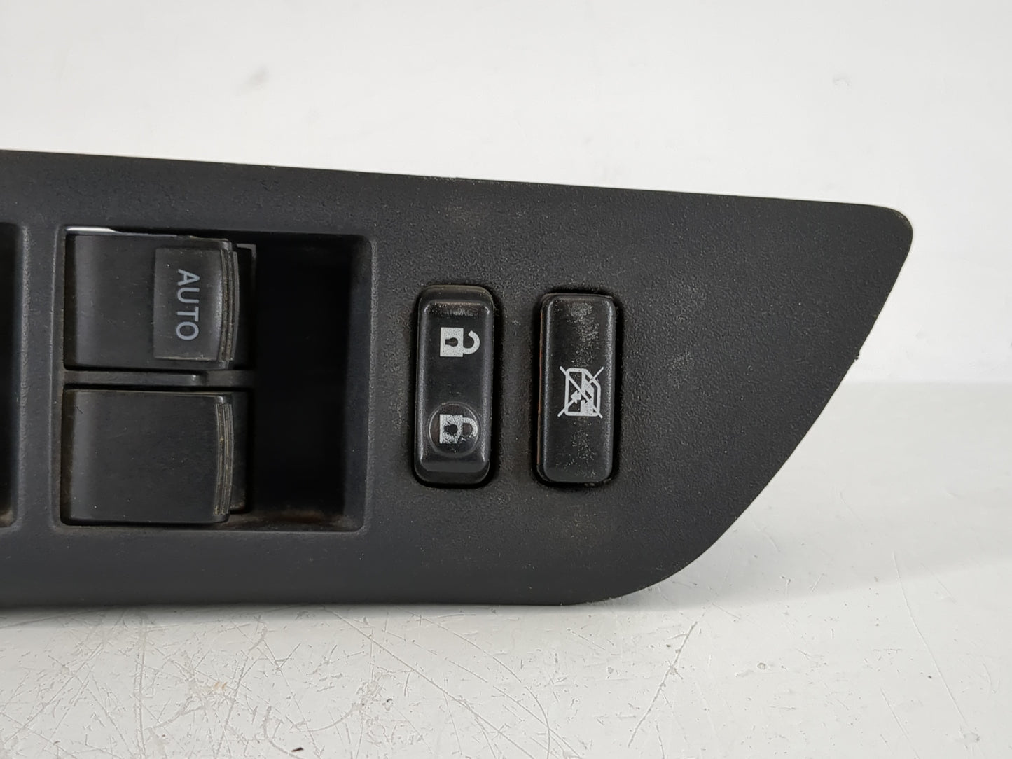 2009-2014 Toyota Matrix Master Power Window Switch Replacement Driver Side Left P/N:74232-02680 Fits OEM Used Auto Parts - O
