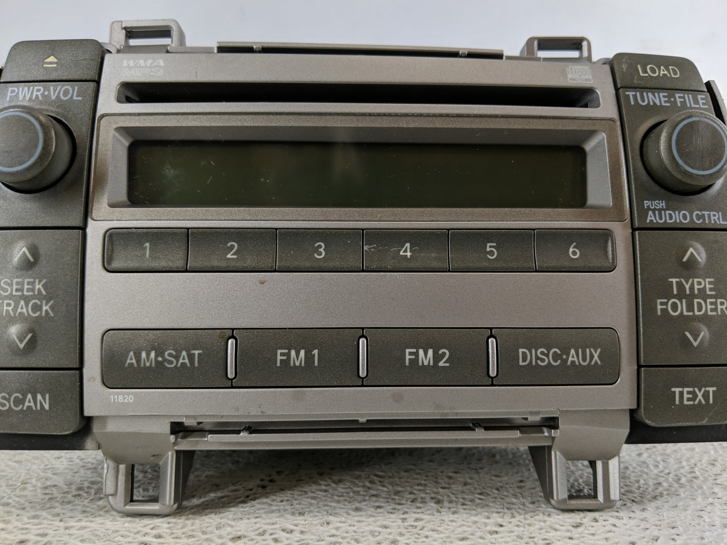 2009-2010 Toyota Matrix Radio AM FM Cd Player Receiver Replacement P/N:86120-02720 Fits Fits 2009 2010 OEM Used Auto Parts -