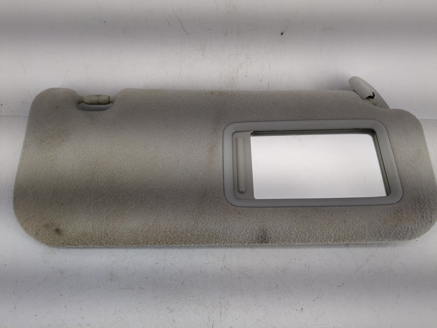 2009-2014 Toyota Matrix Sun Visor Shade Replacement Passenger Right Mirror Fits Fits 2009 2010 2011 2012 2013 2014 OEM Used 