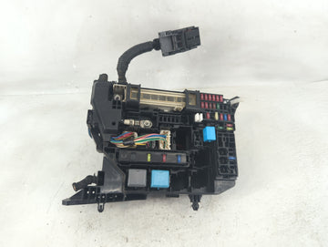 2009-2014 Toyota Matrix Fusebox Fuse Box Panel Relay Module P/N:82662-02270 Fits Fits 2009 2010 2011 2012 2013 2014 OEM Used Auto Parts