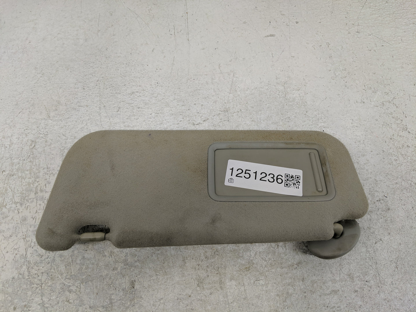 2009-2014 Toyota Matrix Sun Visor Shade Replacement Driver Left Mirror Fits Fits 2009 2010 2011 2012 2013 2014 OEM Used Auto