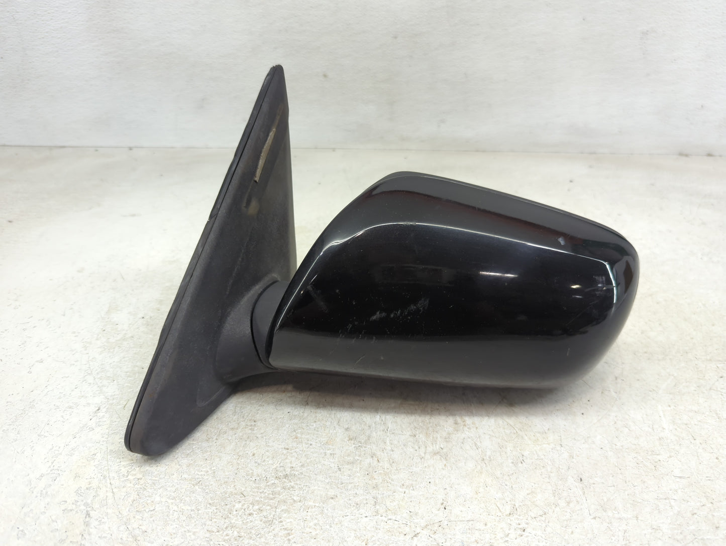 2009-2014 Toyota Matrix Driver Side View Mirror - Left Door Mirror OEM Used - Oemusedautoparts1.com