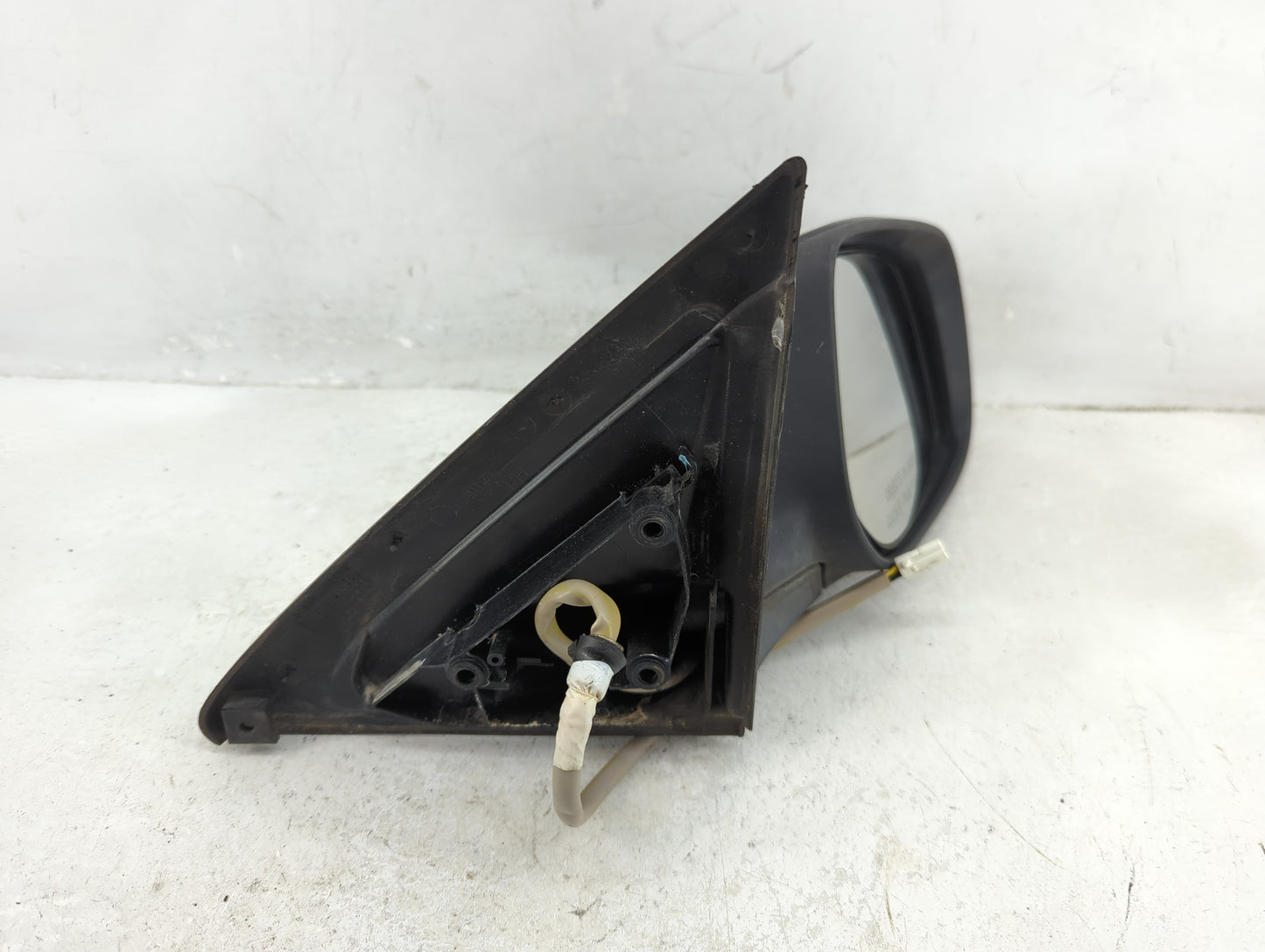 2009-2014 Toyota Matrix Passenger Side View Mirror - Right Door Mirror OEM Used - Oemusedautoparts1.com
