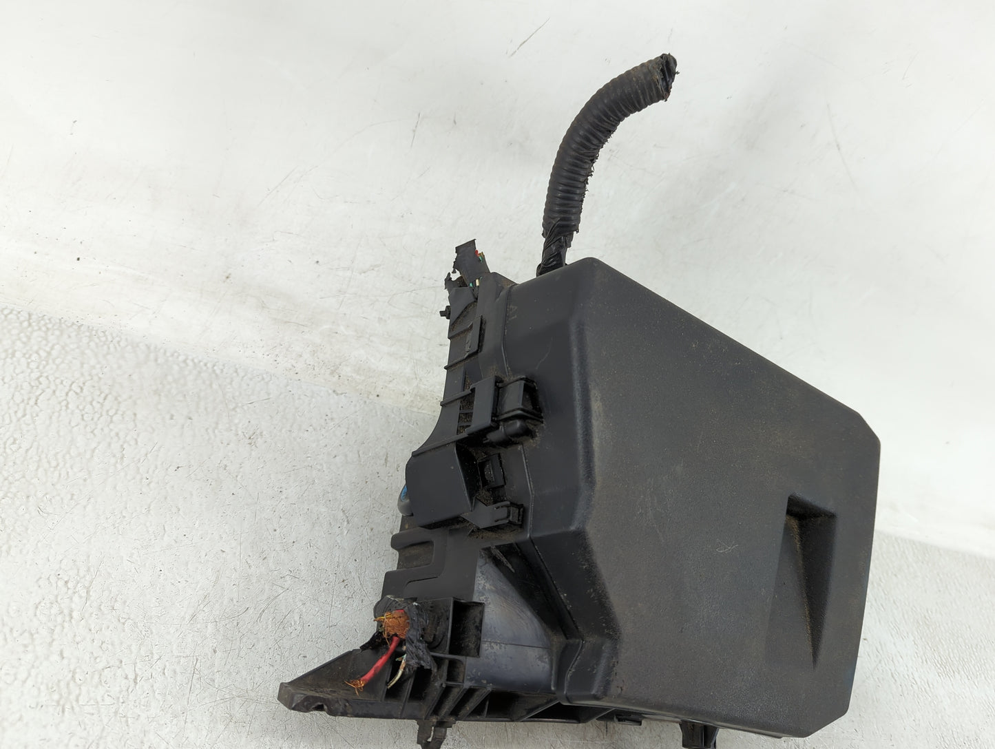 2009-2014 Toyota Matrix Fusebox Fuse Box Panel Relay Module Fits Fits 2009 2010 2011 2012 2013 2014 OEM Used Auto Parts - Oe