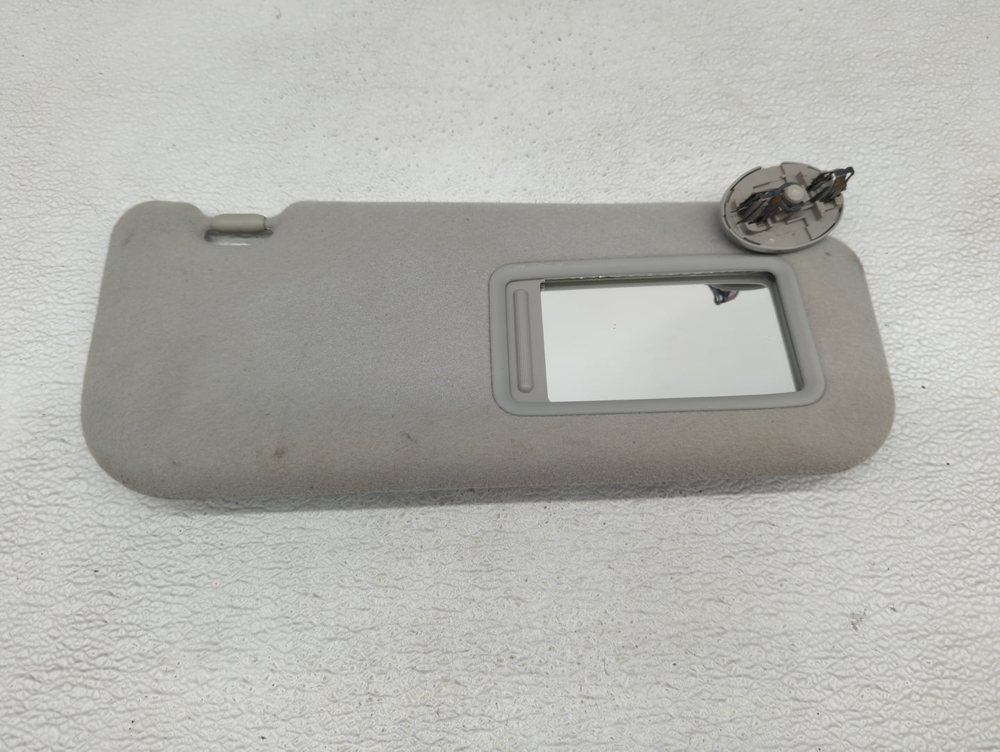 2009-2014 Toyota Matrix Sun Visor Shade Replacement Passenger Right Mirror Fits Fits 2009 2010 2011 2012 2013 2014 OEM Used 
