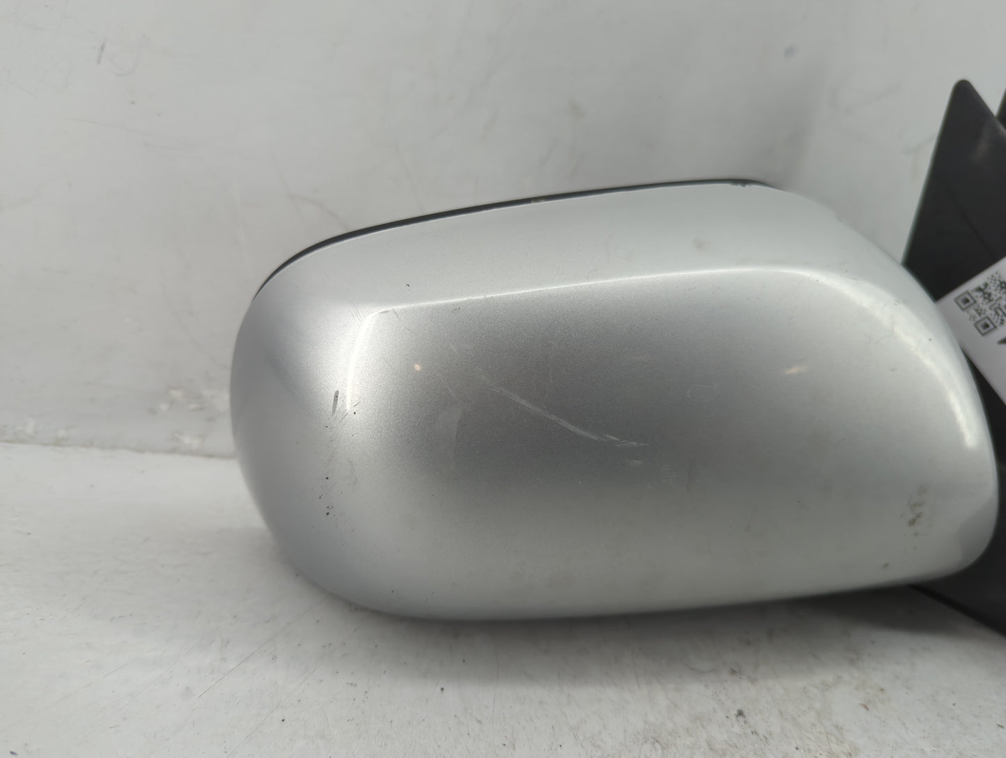 2009-2014 Toyota Matrix Passenger Right Side View Power Door Mirror 1408781 - Oemusedautoparts1.com