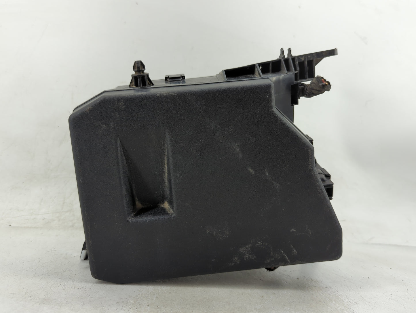 2009-2014 Toyota Matrix Fusebox Fuse Box Panel Relay Module P/N:82662-02270 Fits Fits 2009 2010 2011 2012 2013 2014 OEM Used
