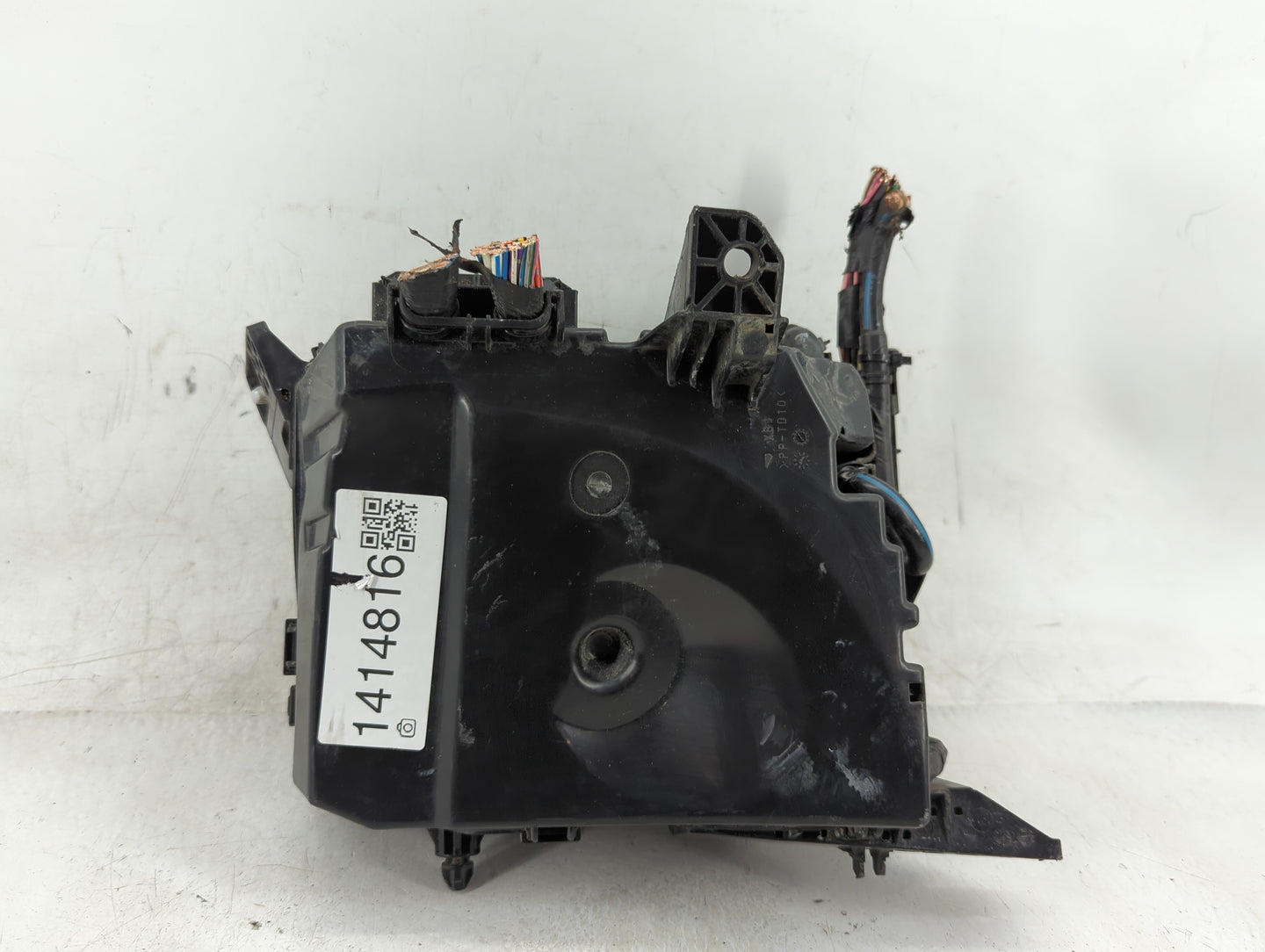 2009-2014 Toyota Matrix Fusebox Fuse Box Panel Relay Module P/N:82662-02270 Fits Fits 2009 2010 2011 2012 2013 2014 OEM Used
