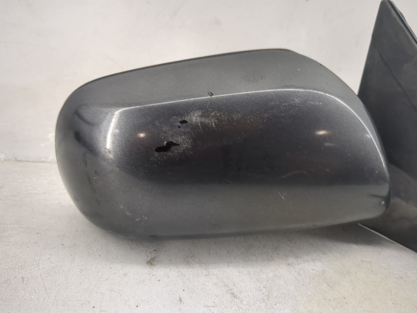 2009-2013 Toyota Matrix Passenger Side View Mirror - Right Door Mirror OEM Used - Oemusedautoparts1.com