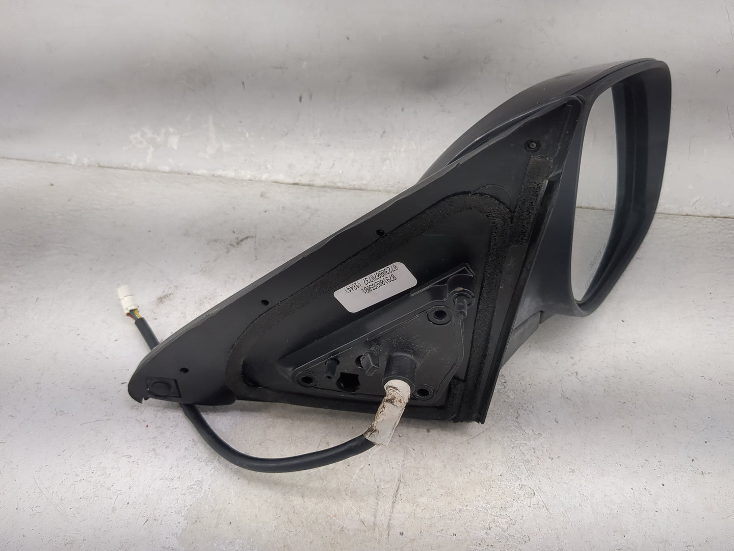 2009-2013 Toyota Matrix Passenger Side View Mirror - Right Door Mirror OEM Used - Oemusedautoparts1.com