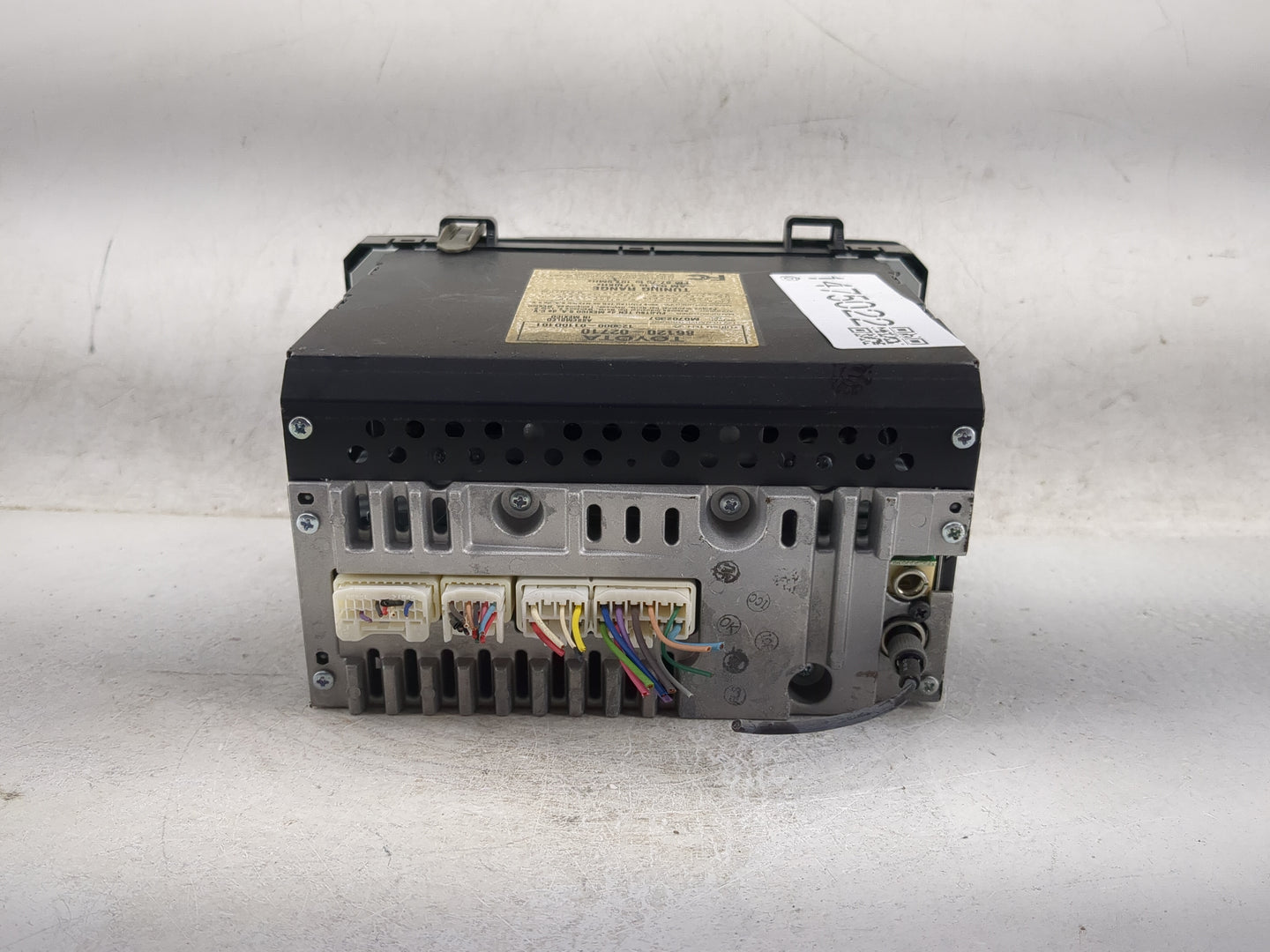 2009-2010 Toyota Matrix Radio AM FM Cd Player Receiver Replacement P/N:86120-02710 123000-0110D101 Fits Fits 2009 2010 OEM U