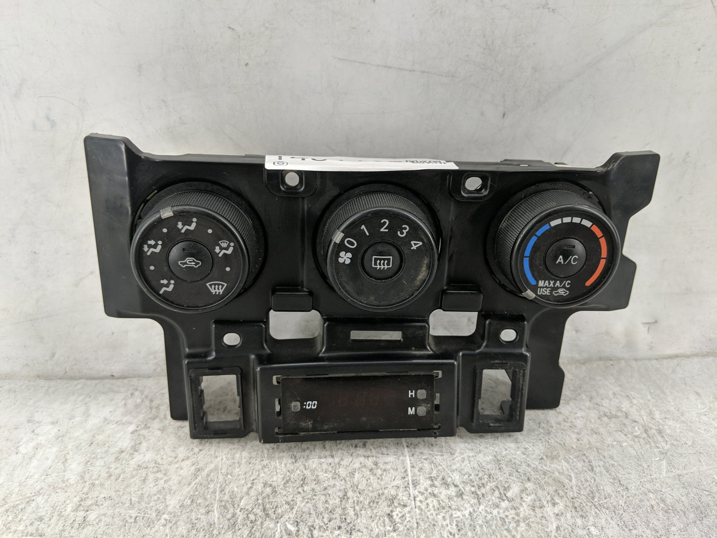 2009-2010 Toyota Matrix Climate Control Module Temperature AC/Heater Replacement P/N:55903 75D403 Fits Fits 2009 2010 OEM Us