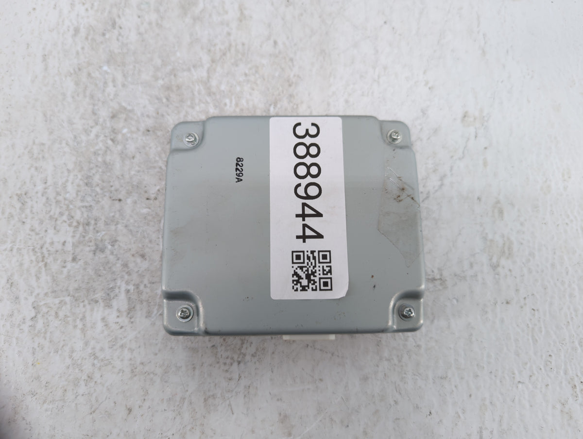 2009-2010 Toyota Matrix Am Fm Cd Player Radio Receiver 388944 - Oemusedautoparts1.com