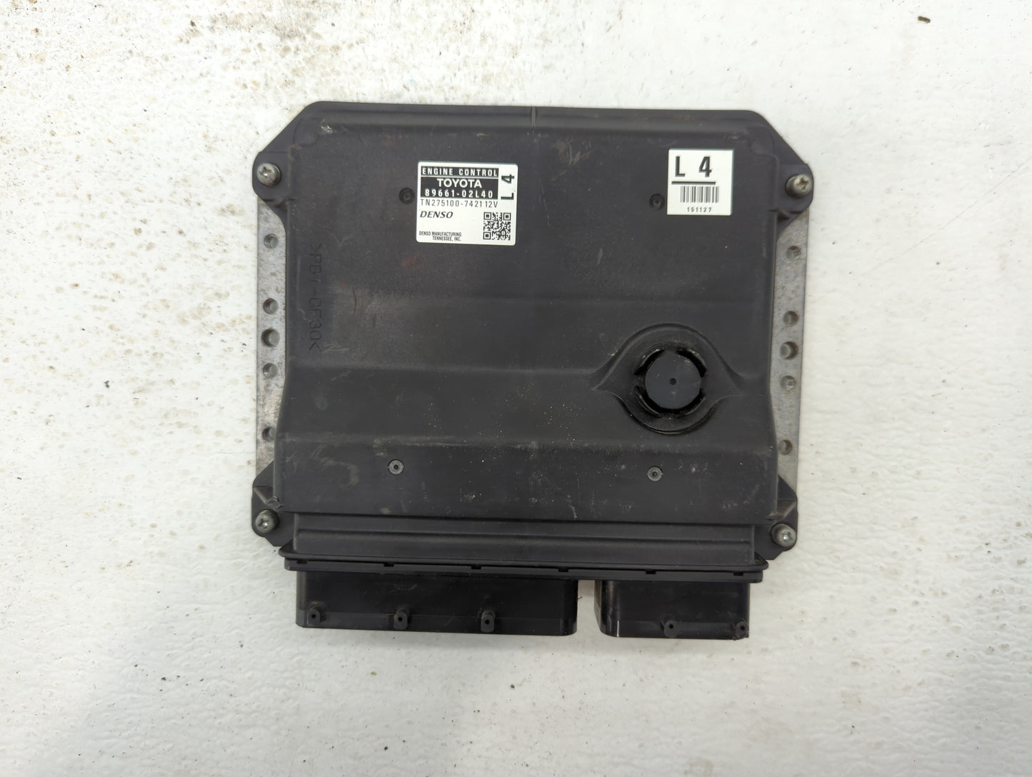 2009 Toyota Matrix PCM Engine Control Computer ECU ECM PCU OEM P/N:89661-02L40 Fits OEM Used Auto Parts - Oemusedautoparts1.