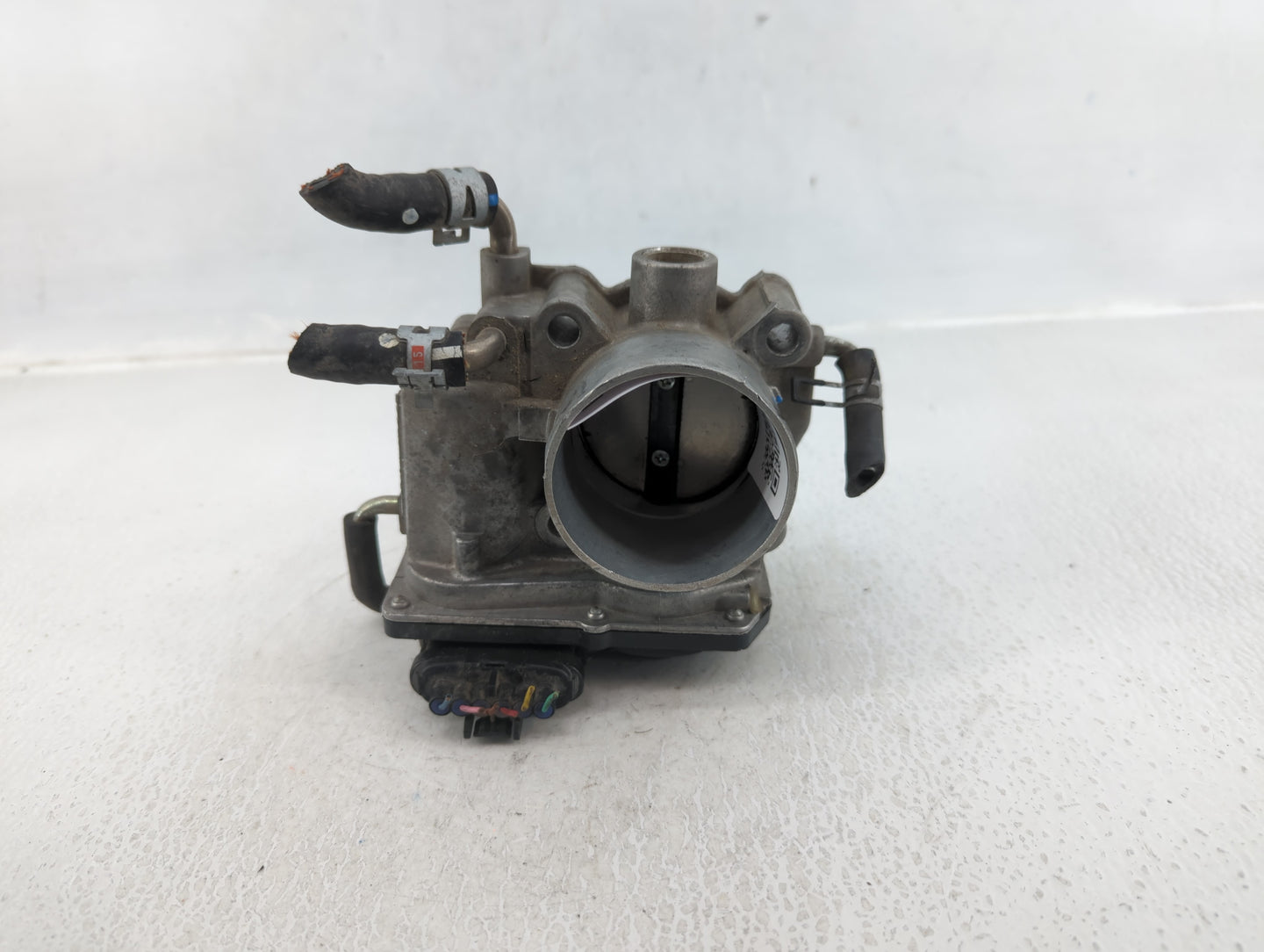 2009-2013 Toyota Matrix Throttle Body P/N:22030-0H030 Fits Fits 2006 2007 2008 2009 2010 2011 2012 2013 2014 2015 OEM Used A