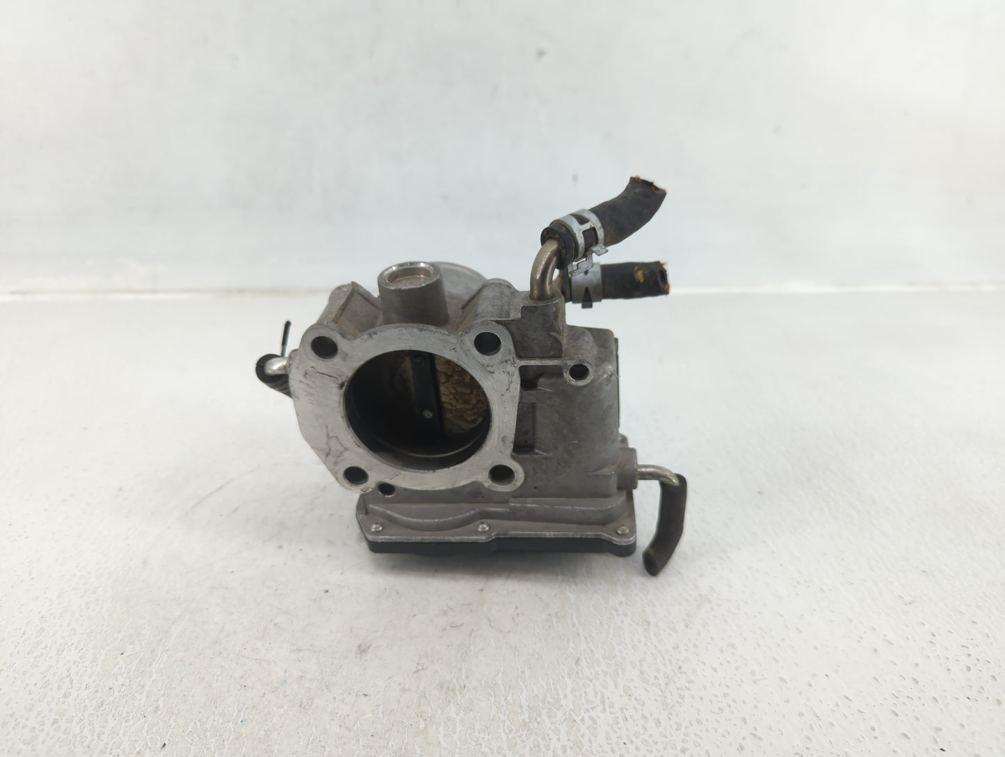 2009-2013 Toyota Matrix Throttle Body P/N:22030-0H030 Fits Fits 2006 2007 2008 2009 2010 2011 2012 2013 2014 2015 OEM Used A