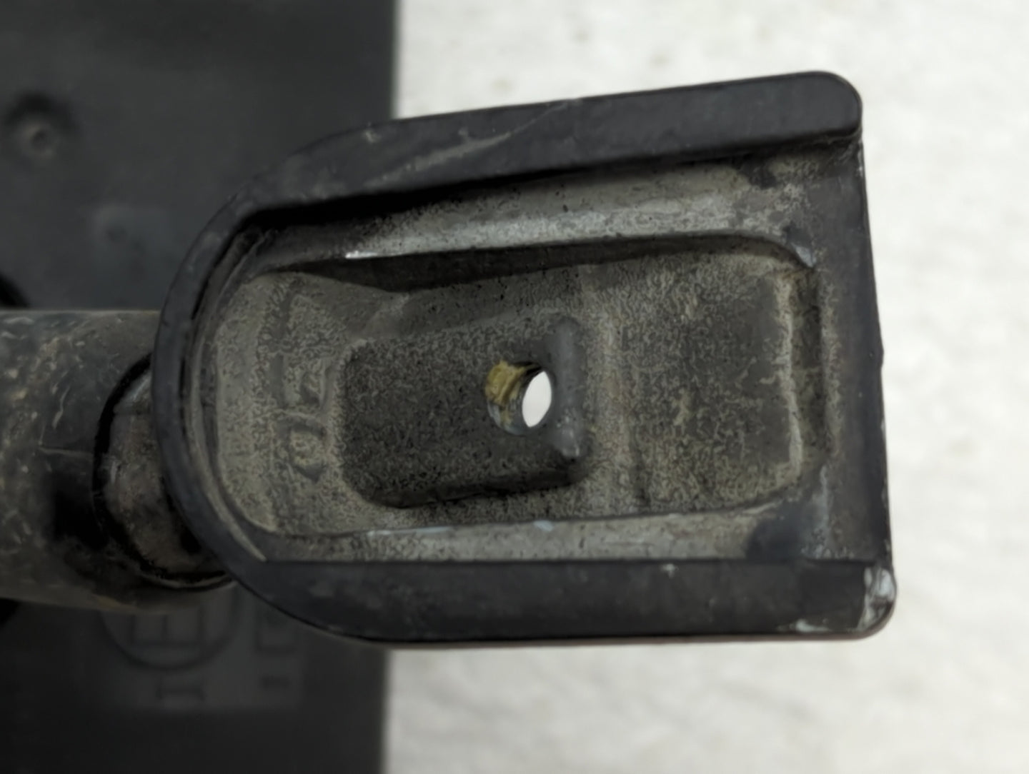 2009-2014 Toyota Matrix Interior Rear View Mirror Replacement OEM P/N:E8011083 Fits OEM Used Auto Parts - Oemusedautoparts1.