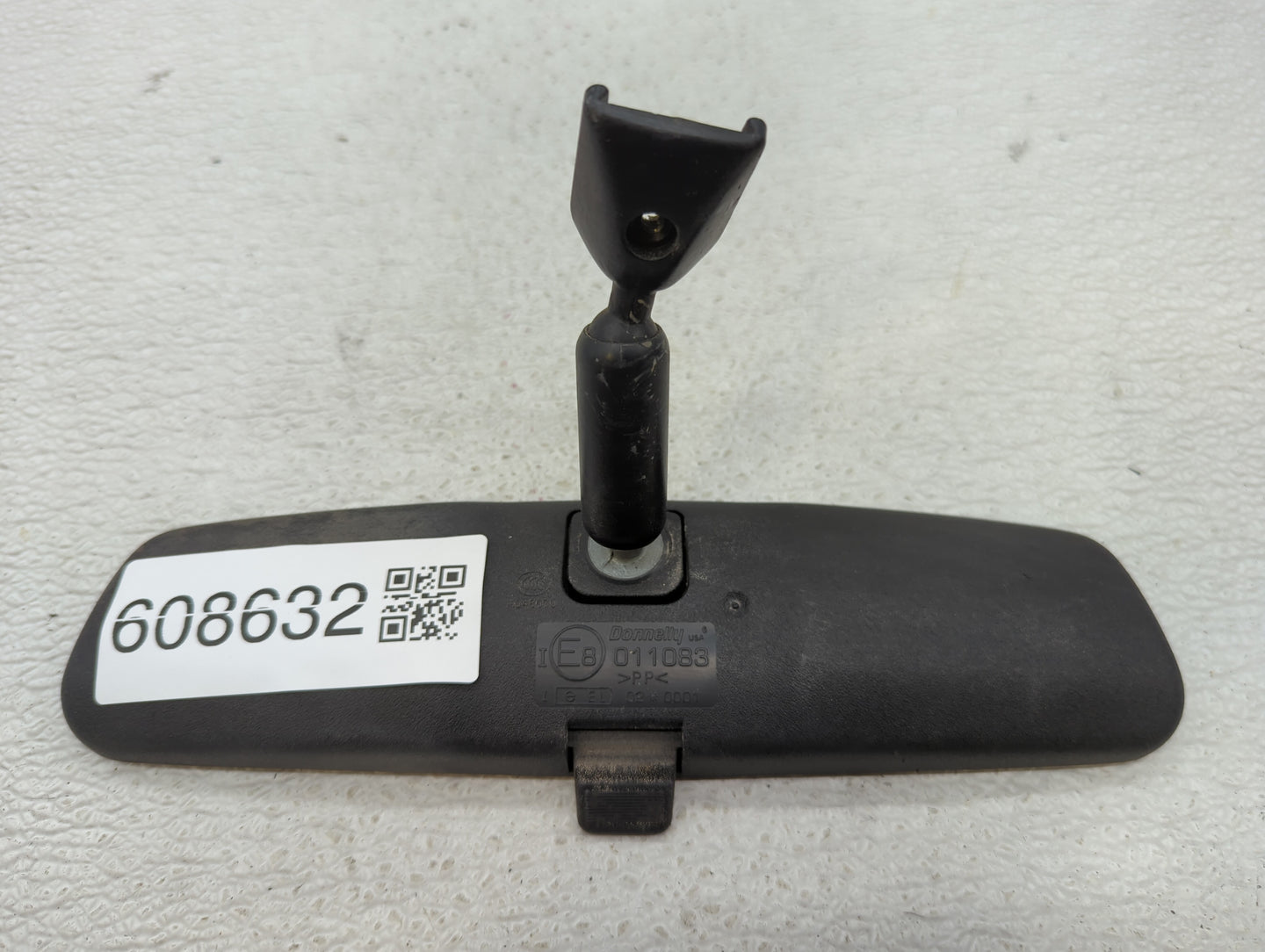 2009-2014 Toyota Matrix Interior Rear View Mirror Replacement OEM P/N:E8011083 Fits OEM Used Auto Parts - Oemusedautoparts1.