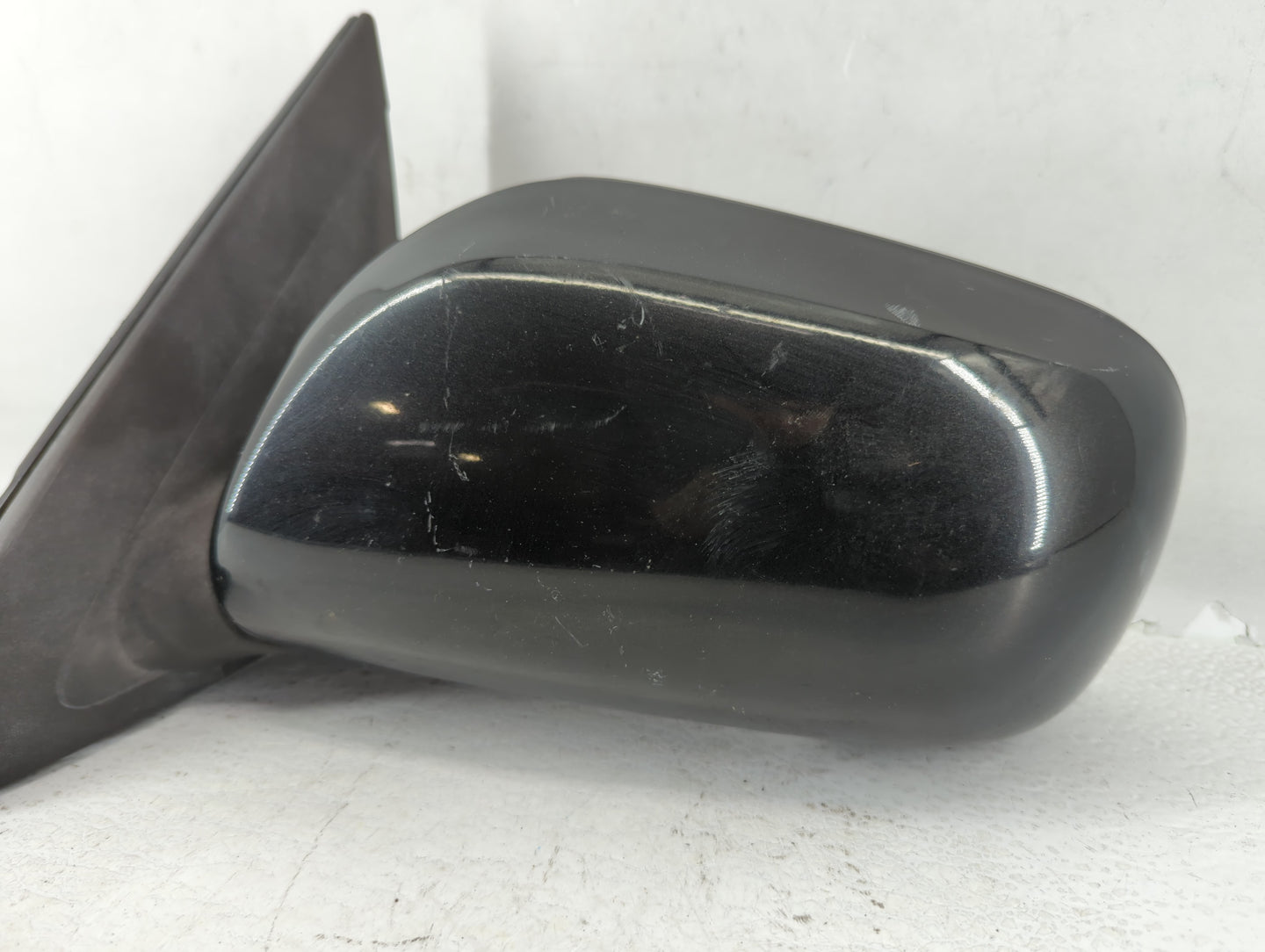 2009-2014 Toyota Matrix Driver Side View Mirror - Left Door Mirror OEM Used - Oemusedautoparts1.com