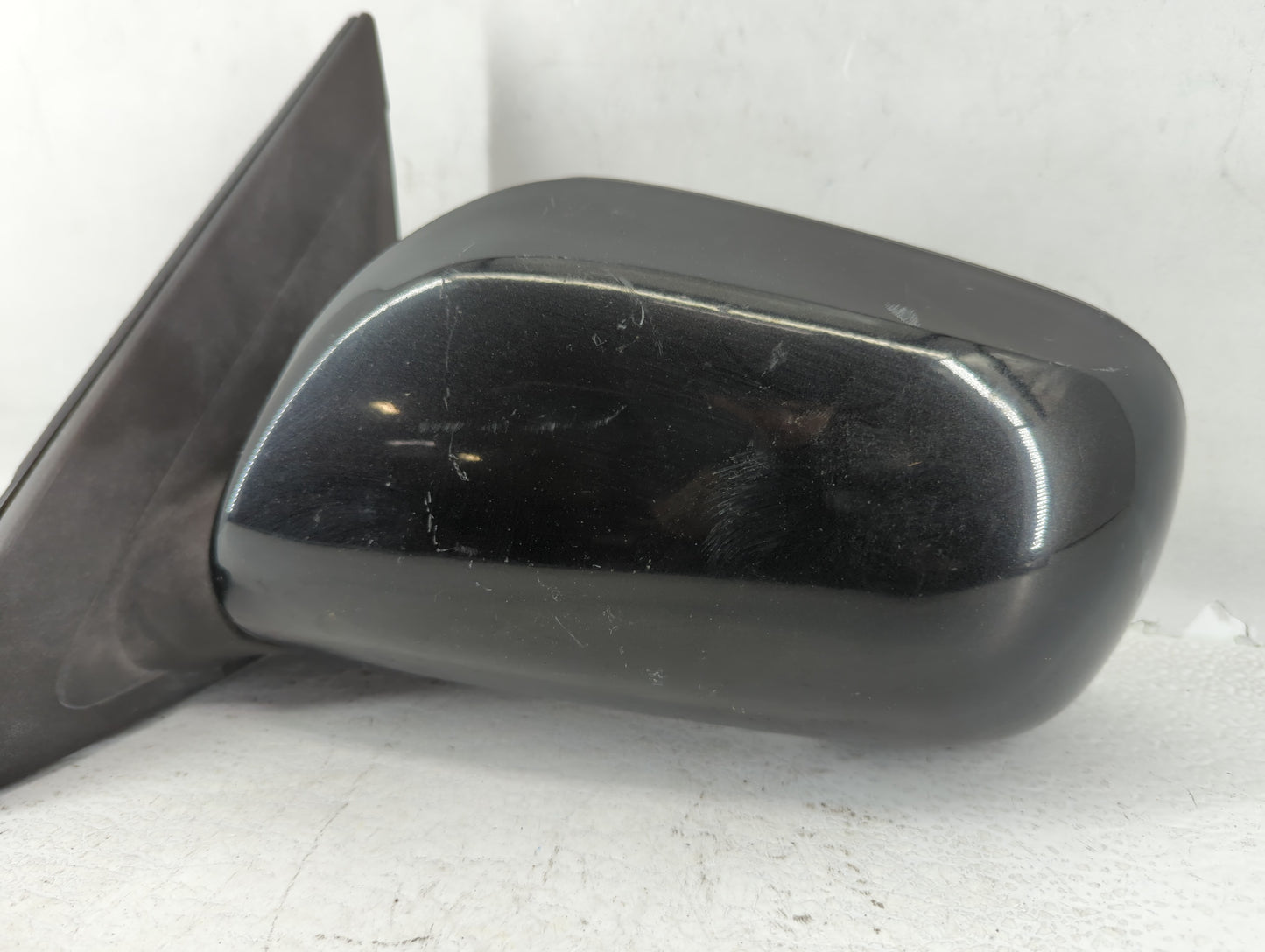 2009-2014 Toyota Matrix Driver Side View Mirror - Left Door Mirror OEM Used - Oemusedautoparts1.com