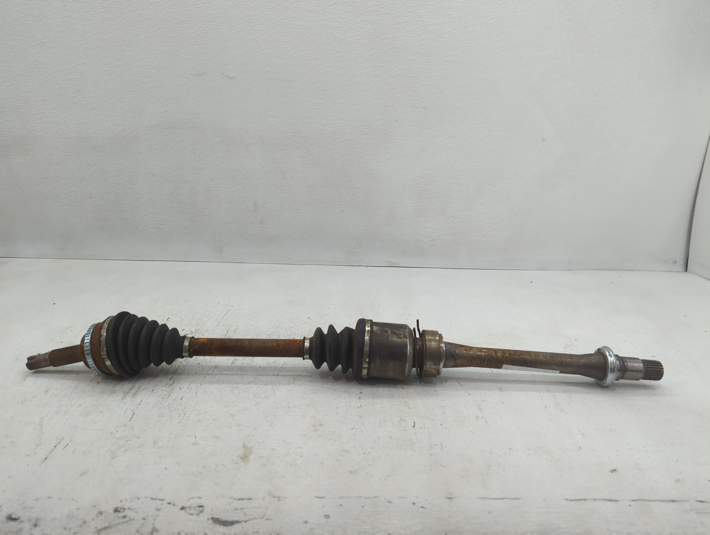 2009-2013 Toyota Matrix Axle Shaft Front Driver Cv C/v - Oemusedautoparts1.com