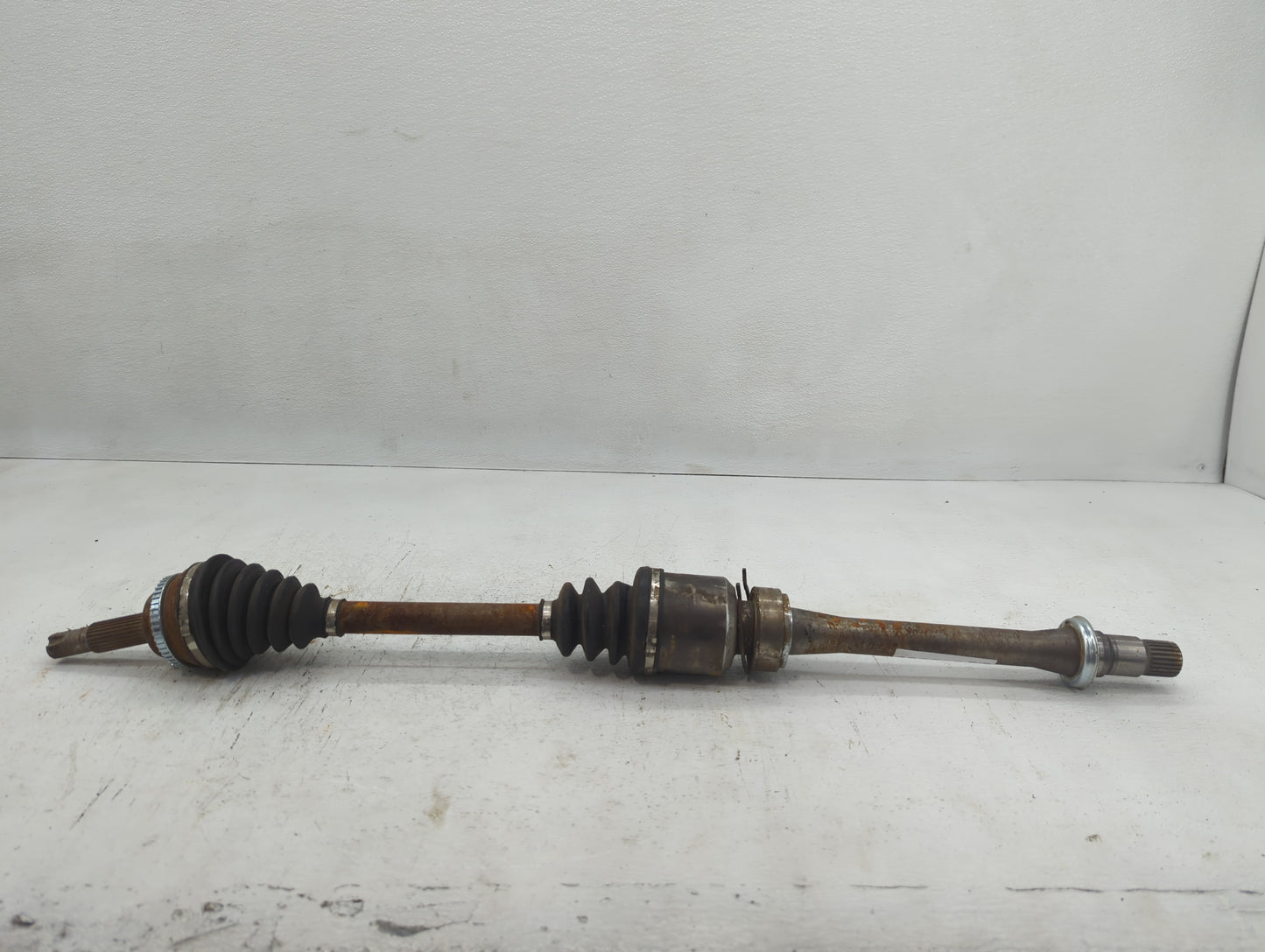 2009-2013 Toyota Matrix Axle Shaft Front Driver Cv C/v - Oemusedautoparts1.com