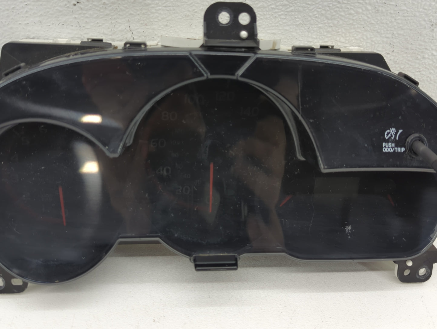 2009-2010 Toyota Matrix Instrument Cluster Speedometer Gauges P/N:TN257440-2042 83800-02U00-00 Fits Fits 2009 2010 OEM Used 