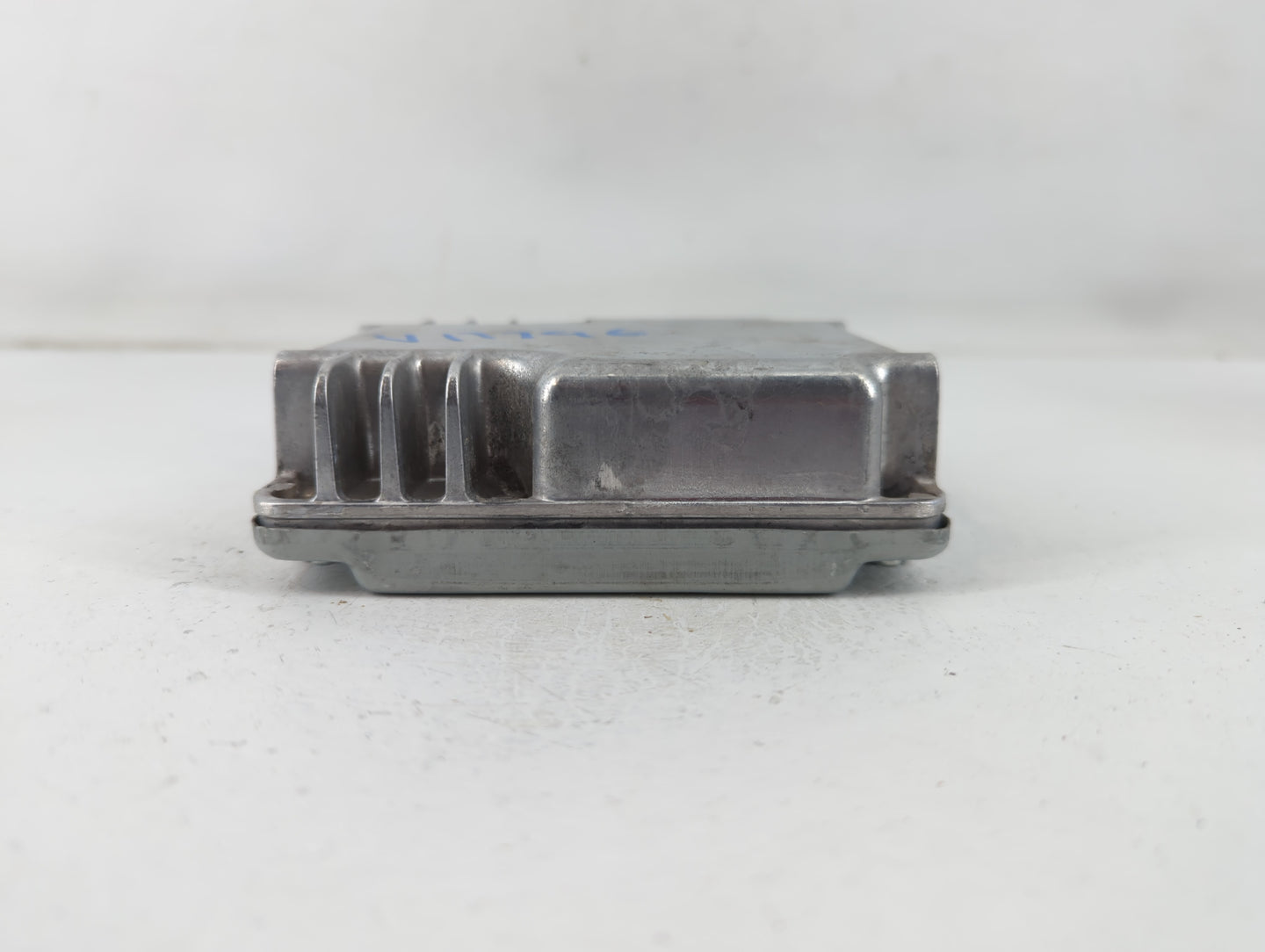 2009-2010 Toyota Matrix Chassis Control Module Ccm Bcm Body Control - Oemusedautoparts1.com