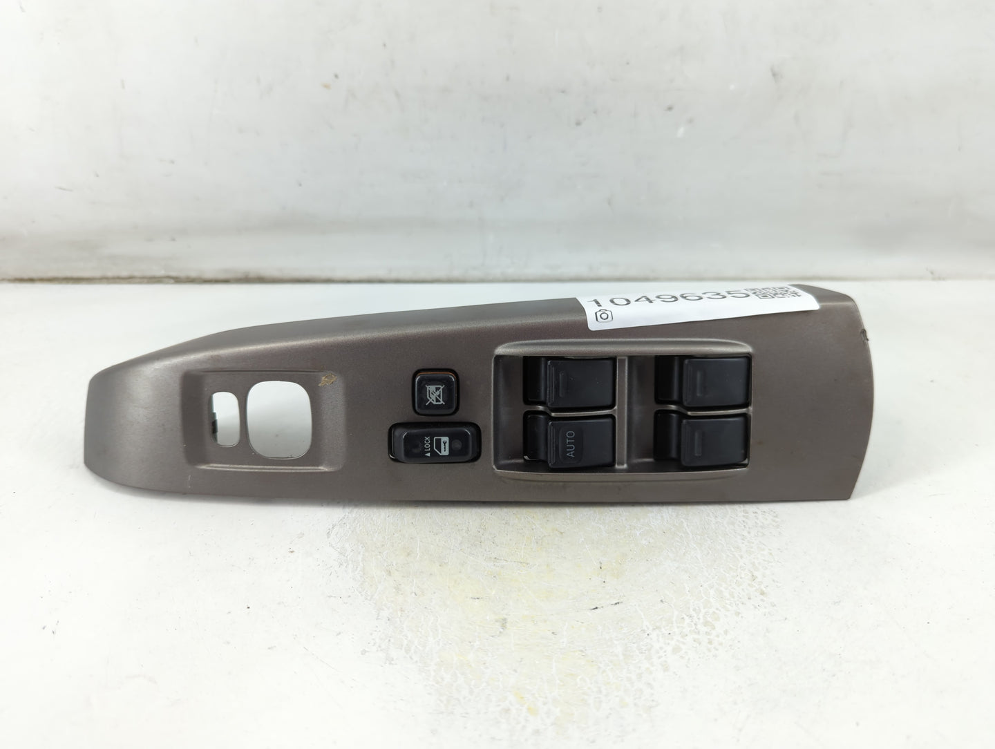 2004-2009 Toyota Prius Master Power Window Switch Replacement Driver Side Left P/N:84820-47050 Fits OEM Used Auto Parts - Oe