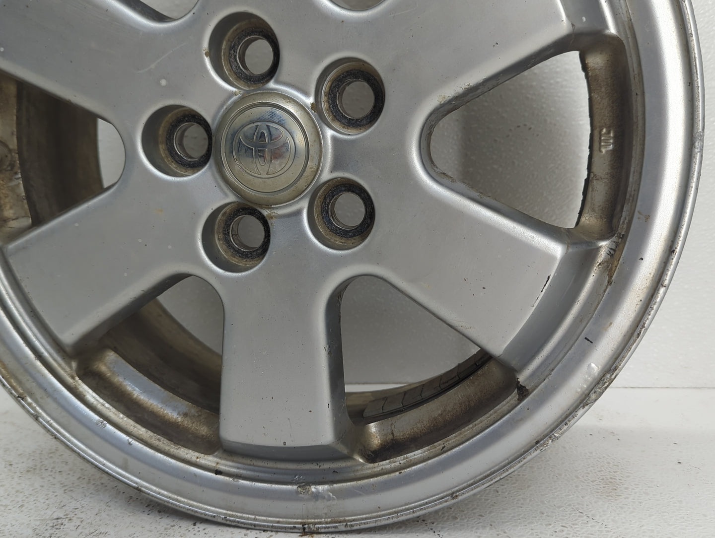 2004-2009 Toyota Prius Oem Wheel Rim 1071569 - Oemusedautoparts1.com