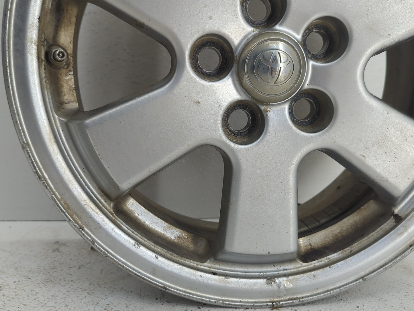 2004-2009 Toyota Prius Oem Wheel Rim 1071569 - Oemusedautoparts1.com