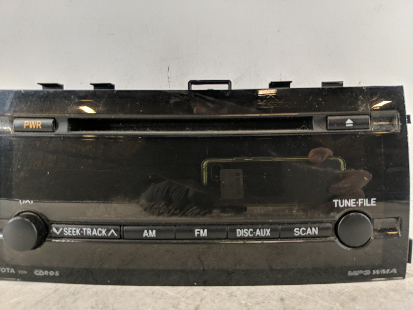 2006-2009 Toyota Prius Radio AM FM Cd Player Receiver Replacement P/N:86120-47200 Fits Fits 2006 2007 2008 2009 OEM Used Aut