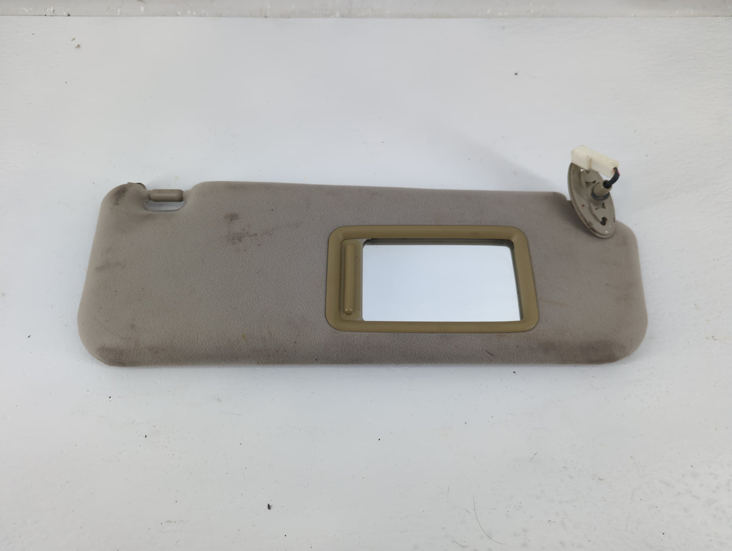 2006-2009 Toyota Prius Sun Visor Shade Replacement Passenger Right Mirror Fits Fits 2006 2007 2008 2009 OEM Used Auto Parts 