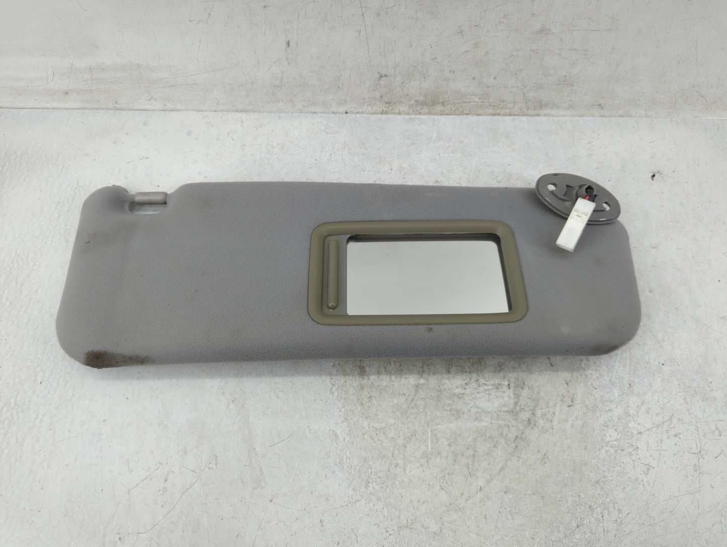 2006-2009 Toyota Prius Sun Visor Shade Replacement Passenger Right Mirror Fits Fits 2006 2007 2008 2009 OEM Used Auto Parts 