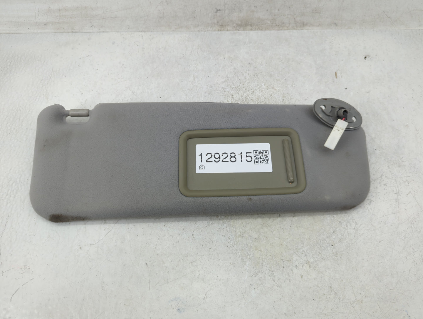 2006-2009 Toyota Prius Sun Visor Shade Replacement Passenger Right Mirror Fits Fits 2006 2007 2008 2009 OEM Used Auto Parts 