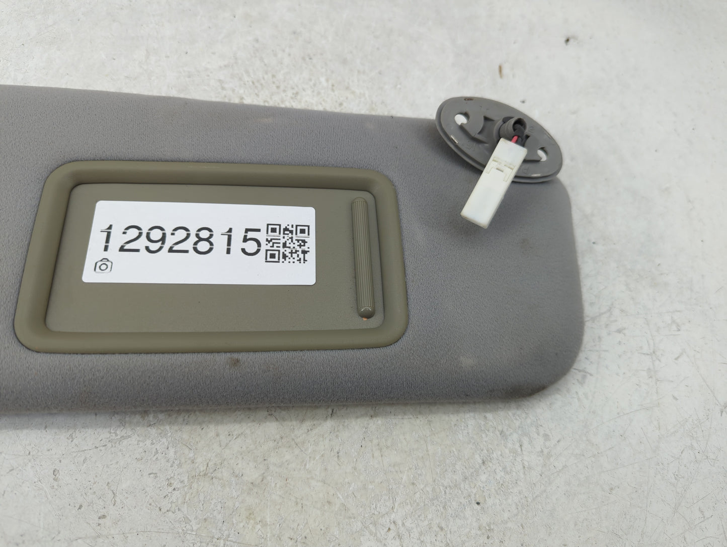 2006-2009 Toyota Prius Sun Visor Shade Replacement Passenger Right Mirror Fits Fits 2006 2007 2008 2009 OEM Used Auto Parts 