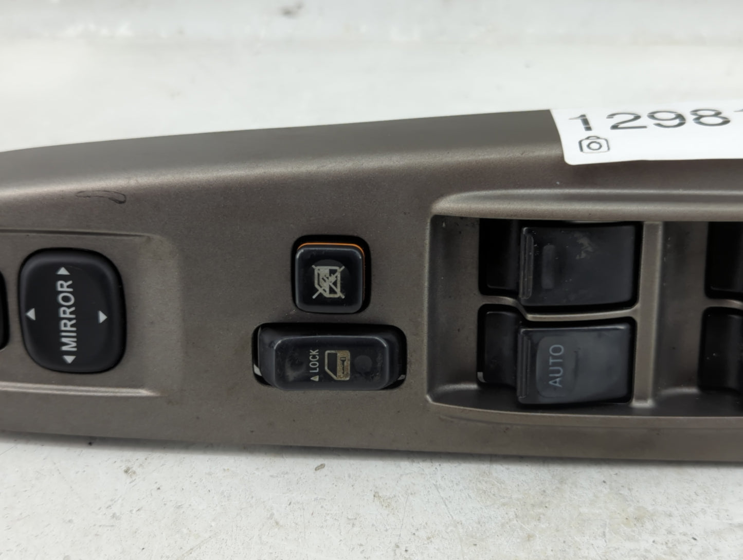 2004-2009 Toyota Prius Master Power Window Switch Replacement Driver Side Left P/N:84820-47050 Fits OEM Used Auto Parts - Oe