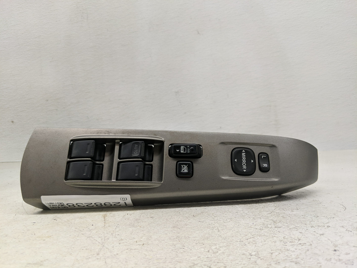 2004-2009 Toyota Prius Master Power Window Switch Replacement Driver Side Left P/N:84820-47050 Fits OEM Used Auto Parts - Oe
