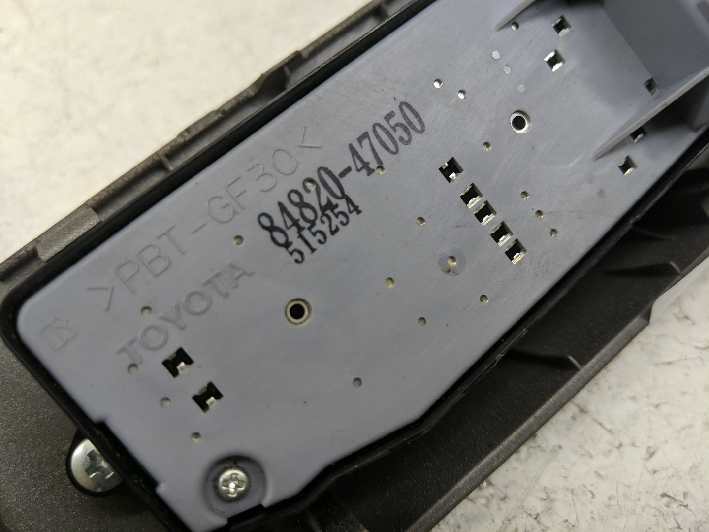 2004-2009 Toyota Prius Master Power Window Switch Replacement Driver Side Left P/N:84820-47050 Fits OEM Used Auto Parts - Oe
