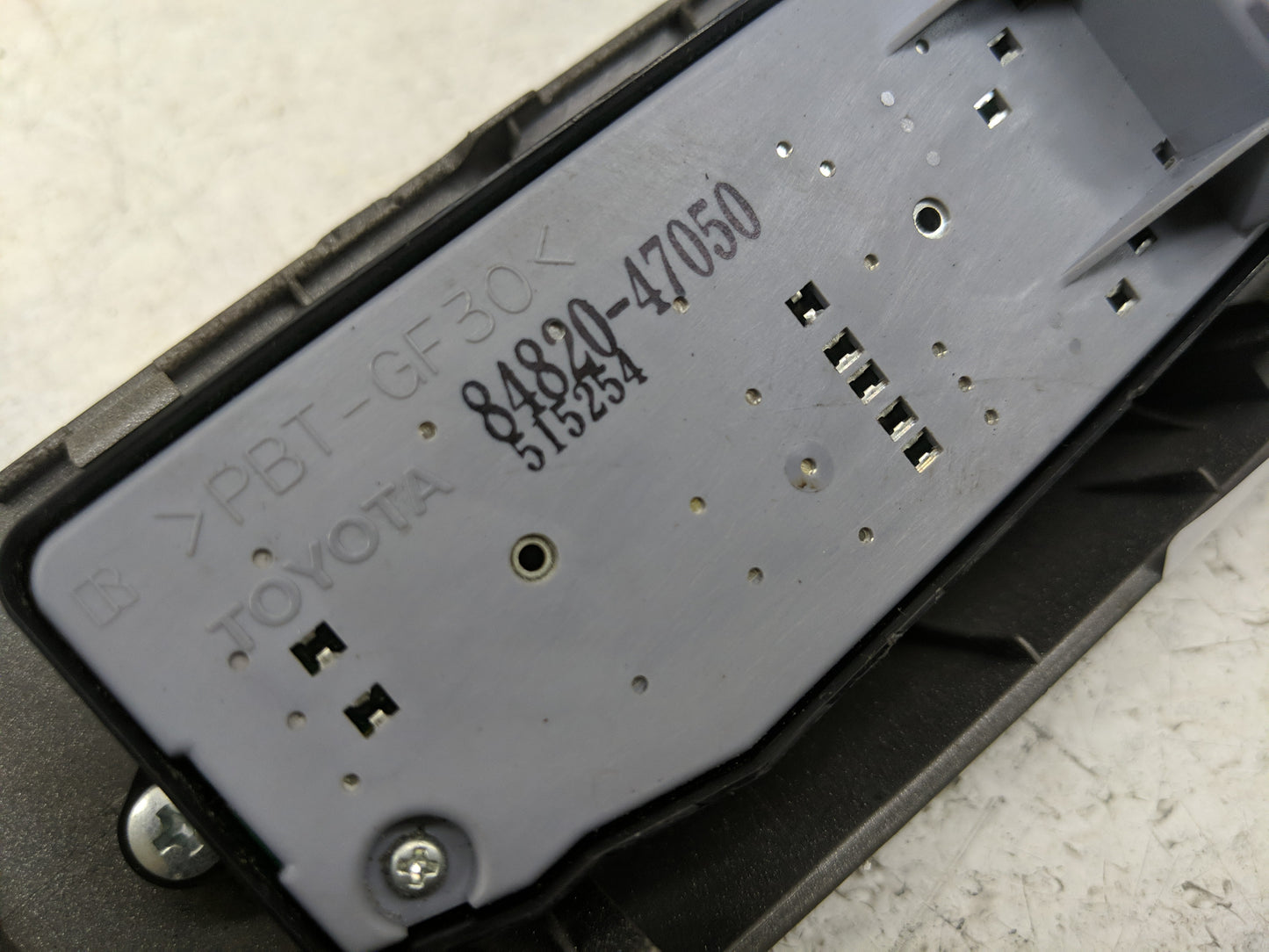 2004-2009 Toyota Prius Master Power Window Switch Replacement Driver Side Left P/N:84820-47050 Fits OEM Used Auto Parts - Oe