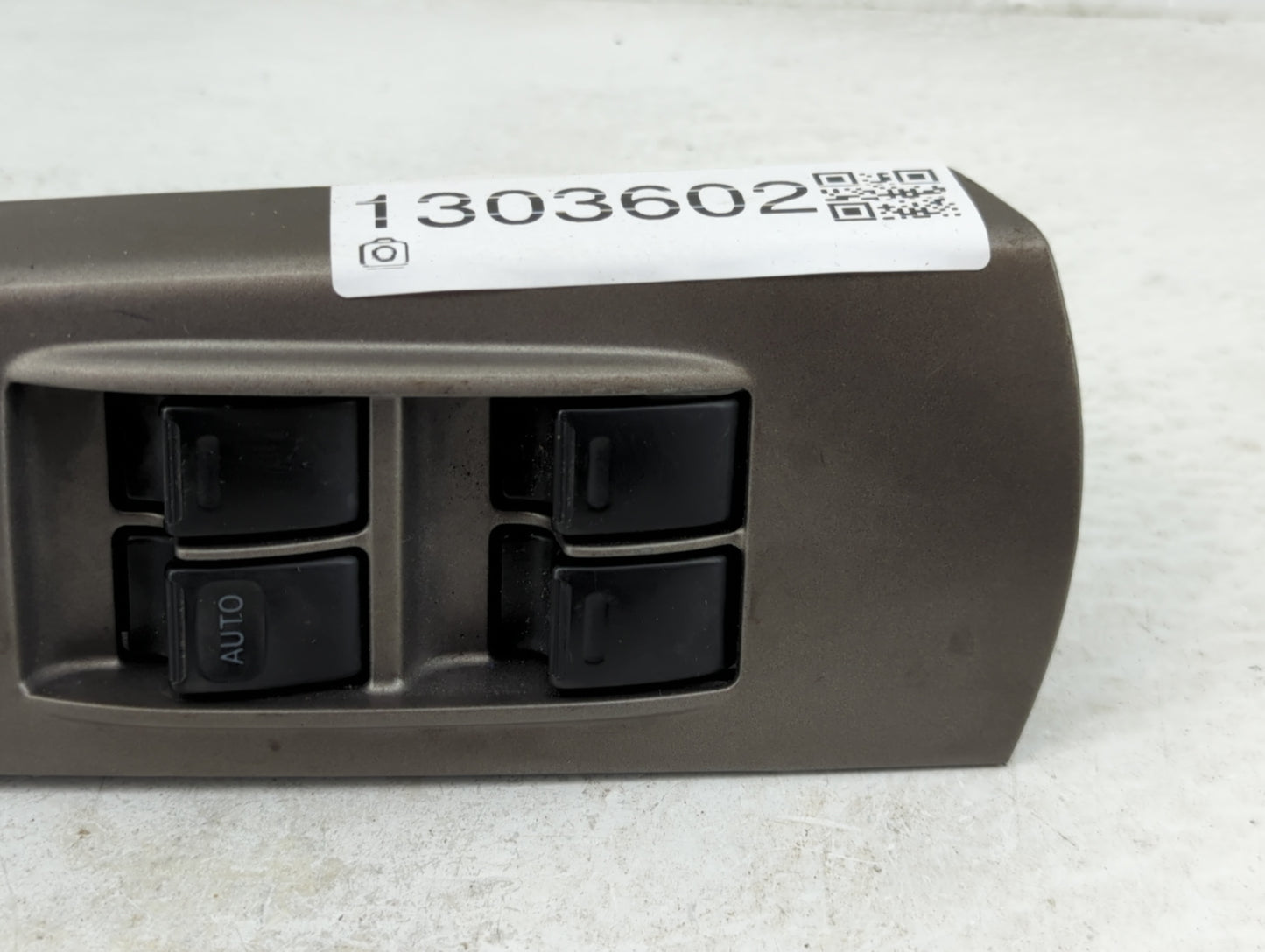 2004-2009 Toyota Prius Master Power Window Switch Replacement Driver Side Left P/N:84820-47050 Fits OEM Used Auto Parts - Oe