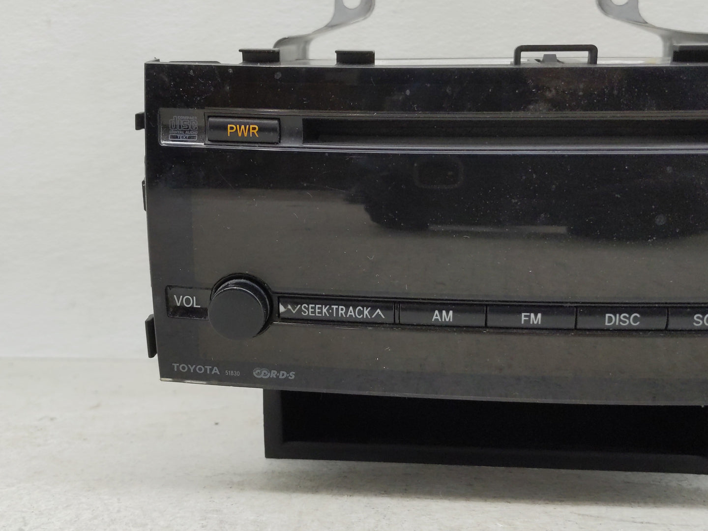 2006-2009 Toyota Prius Radio AM FM Cd Player Receiver Replacement P/N:86120-47270 Fits Fits 2006 2007 2008 2009 OEM Used Aut
