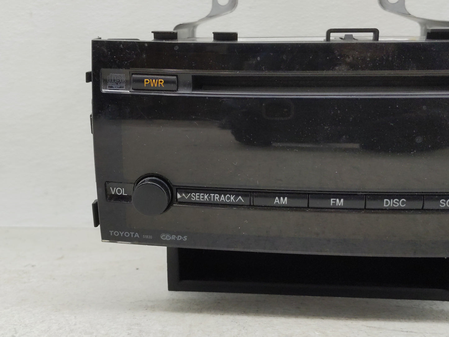 2006-2009 Toyota Prius Radio AM FM Cd Player Receiver Replacement P/N:86120-47270 Fits Fits 2006 2007 2008 2009 OEM Used Aut