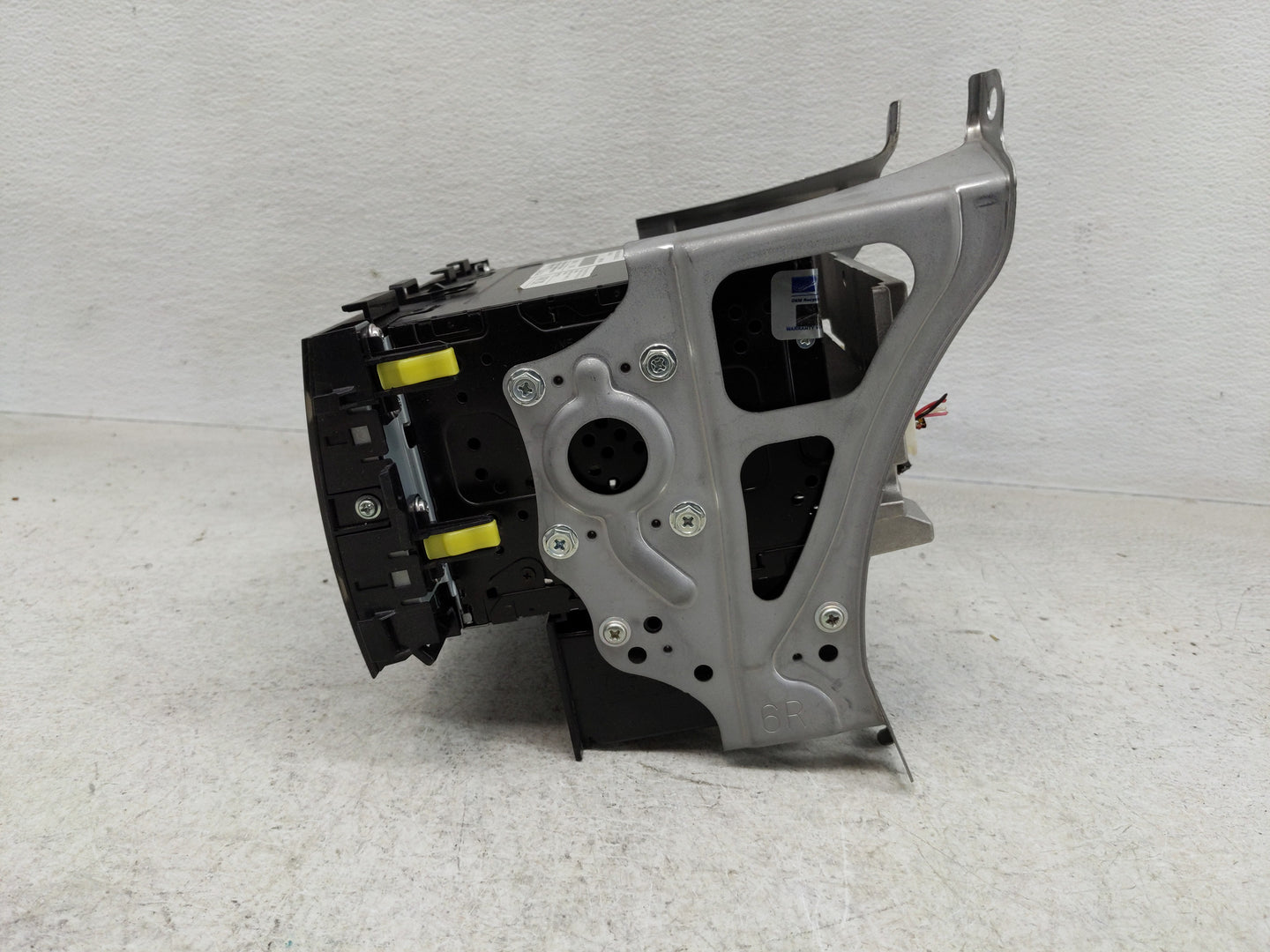 2006-2009 Toyota Prius Radio AM FM Cd Player Receiver Replacement P/N:86120-47270 Fits Fits 2006 2007 2008 2009 OEM Used Aut
