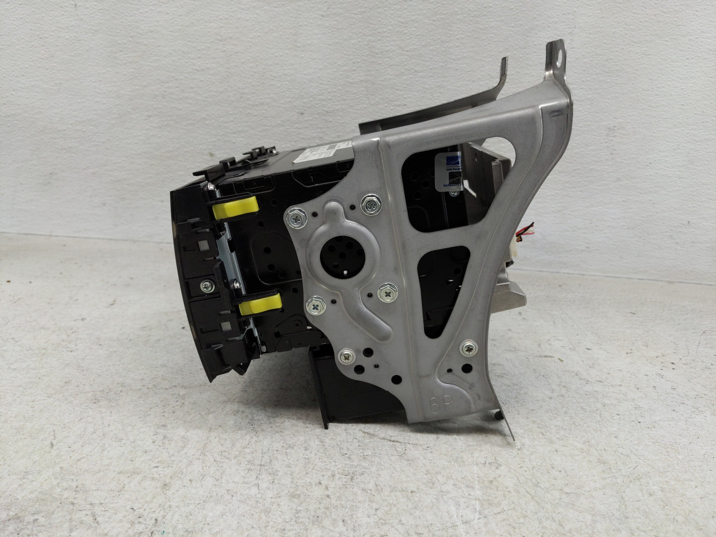 2006-2009 Toyota Prius Radio AM FM Cd Player Receiver Replacement P/N:86120-47270 Fits Fits 2006 2007 2008 2009 OEM Used Aut