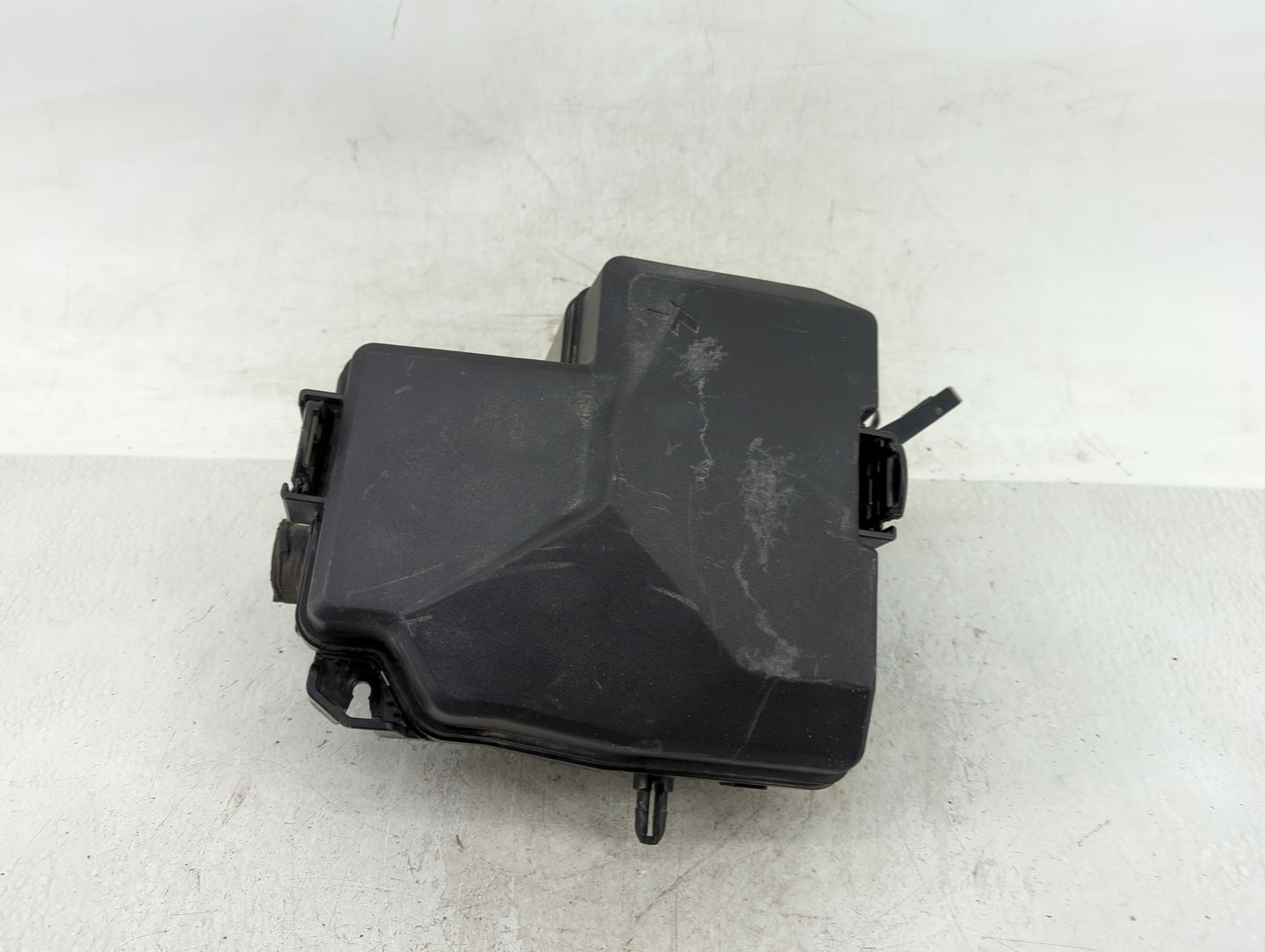 2004-2009 Toyota Prius Fusebox Fuse Box Panel Relay Module Fits Fits 2004 2005 2006 2007 2008 2009 OEM Used Auto Parts - Oem